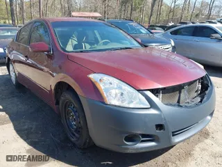 2010 Nissan Altima 2.5 S with VIN 1N4AL2APXAC137875, listed as a IAAI auction lot 41886016 with 266,534 mi miles. Bid and sale history available at carsss.com. Image 1.