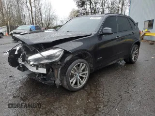 2016 BMW X5 xDrive35i with VIN 5UXKR0C56G0U10557, listed as a Copart auction lot 84886904 with 111,932 mi miles and Salvage Title. Bid and sale history available at carsss.com. Image 1.