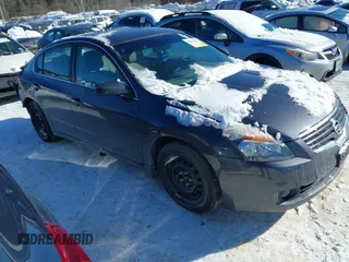 2009 Nissan Altima SL with VIN 1N4AL21E99N400422, listed as a IAAI auction lot 41613433 with 151,238 mi miles and . Bid and sale history available at DreamBid. Image 13.