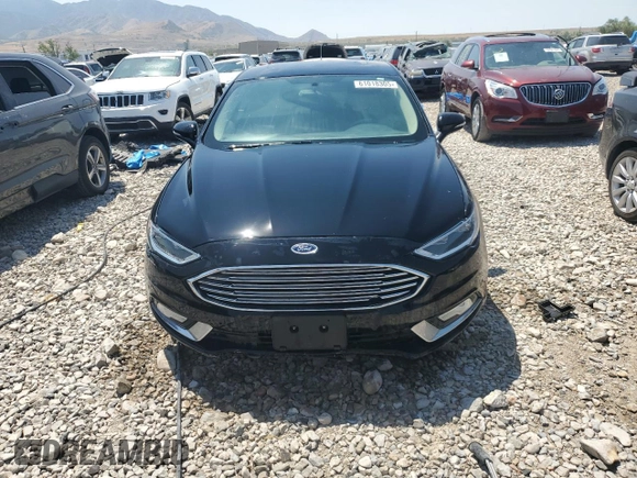 2017 Ford Fusion Hybrid SE with VIN 3FA6P0LU1HR266939, listed as a Copart auction lot 61018305 with 121,293 mi miles and Salvage title. Bid and sale history available at DreamBid. Image 5.