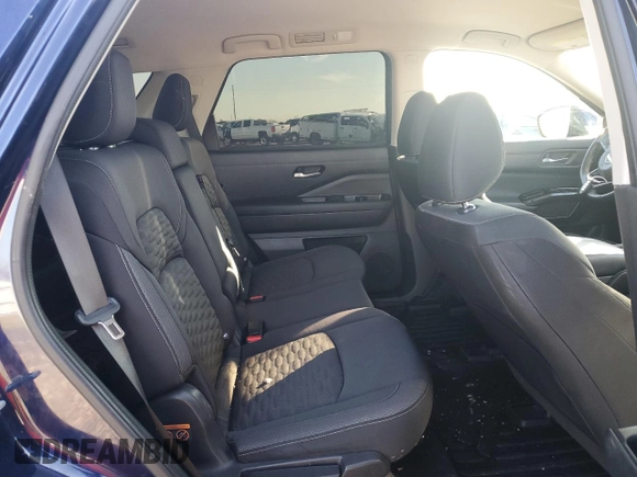 2022 Nissan Pathfinder SV with VIN 5N1DR3BA8NC231583, listed as a Copart auction lot 46873095 with 46,996 mi miles and Salvage title. Bid and sale history available at DreamBid. Image 11.