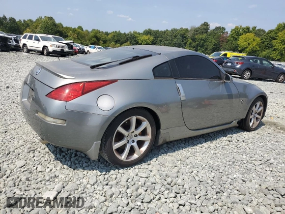 2005 Nissan 350Z with VIN JN1AZ34D85M608232, listed as a Copart auction lot 69145384 with 128,199 mi miles and Clean Title. Bid and sale history available at DreamBid. Image 3.