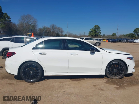 2019 Mercedes-Benz A 220 with VIN WDD3G4FB5KW026009, listed as a IAAI auction lot 41587435 with 40,950 mi miles and . Bid and sale history available at DreamBid. Image 14.