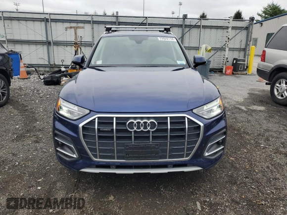 2024 Audi Q5 Premium with VIN WA1ABAFYXR2033441, listed as a Copart auction lot 72028114 with 4,223 mi miles and Salvage Title. Bid and sale history available at carsss.com. Image 5.