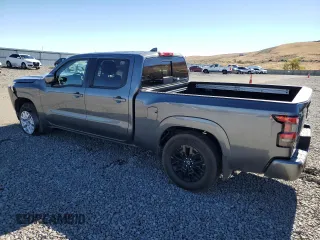 2024 Nissan Frontier SV z VIN 1N6ED1FK2RN604834, wystawiony jako Copart lot #76751104 z przebiegiem 7 788 mil mil oraz Szkoda całkowita • Salvage title. Historia ofert i sprzedaży dostępna na DreamBid. Obrazek 2.
