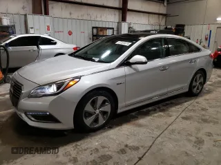 2017 Hyundai Sonata Hybrid Limited with VIN KMHE34L14HA051429, listed as a Copart auction lot 37524574 with 34,678 mi miles and Salvage Title. Bid and sale history available at carsss.com. Image 1.