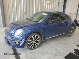 2013 Volkswagen Beetle with VIN 3VW4S7AT9DM687105, listed as a Copart auction lot 62742764 with 90,487 mi miles and Clean Title. Bid and sale history available at DreamBid. Image 1.