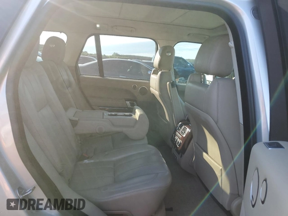 2014 Land Rover Range Rover HSE with VIN SALGS2WF8EA164266, listed as a Copart auction lot 57962545 with 105,622 mi miles and Salvage title. Bid and sale history available at DreamBid. Image 10.
