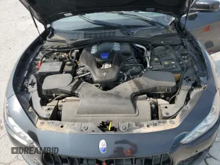 2014 Maserati Ghibli S Q4 z VIN ZAM57RTA5E1126622, wystawiony jako Copart lot #60761365 z przebiegiem 37 012 mil mil oraz Czysty tytuł • Clean title. Historia ofert i sprzedaży dostępna na DreamBid. Obrazek 11.
