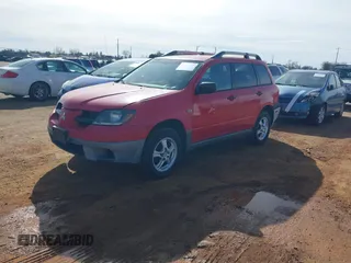 2003 Mitsubishi Outlander LS with VIN JA4LZ31G33U045473, listed as a IAAI auction lot 41611741 with 187,554 mi miles. Bid and sale history available at carsss.com. Image 2.