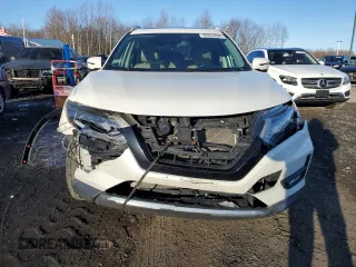 2017 Nissan Rogue SL with VIN 5N1AT2MV1HC807727, listed as a Copart auction lot 42652085 with 111,093 mi miles and Salvage title. Bid and sale history available at DreamBid. Image 5.