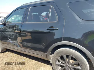 2018 Ford Explorer XLT z VIN 1FM5K7D85JGC54090, wystawiony jako IAAI lot #42001434 z przebiegiem 72 038 mil mil oraz . Historia ofert i sprzedaży dostępna na DreamBid. Obrazek 14.
