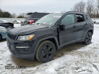 2020 Jeep Compass Latitude with VIN 3C4NJDBB6LT205290, listed as a Copart auction lot 86425454 with 68,670 mi miles and Salvage title. Bid and sale history available at DreamBid. Image 1.