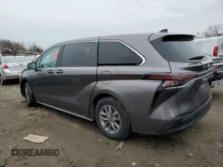 2023 Toyota Sienna LE with VIN 5TDKRKEC7PS162261, listed as a Copart auction lot 42204295 with 24,806 mi miles and Non Repairable. Bid and sale history available at carsss.com. Image 2.