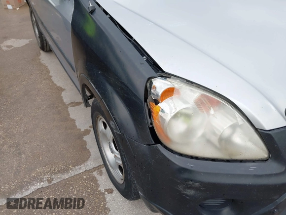 2005 Honda CR-V LX with VIN JHLRD78585C046494, listed as a IAAI auction lot 42182332 with 256,578 mi miles. Bid and sale history available at carsss.com. Image 6.