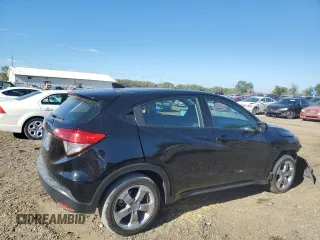 2021 Honda HR-V LX with VIN 3CZRU5H33MM734331, listed as a Copart auction lot 72170614 with 92,706 mi miles and Salvage Title. Bid and sale history available at carsss.com. Image 3.