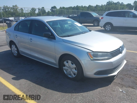 2014 Volkswagen Jetta S с VIN 3VW2K7AJ7EM307590, выставлен на аукционе IAAI как лот 42798925 с пробегом 151 412 миль миль и . История ставок и продаж доступна на DreamBid. Изображение 1.