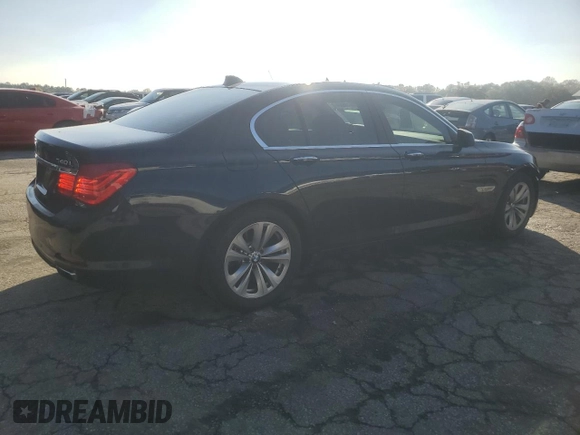 2011 BMW 7 Series 740i with VIN WBAKA4C51BC613053, listed as a Copart auction lot 81778304 with 92,634 mi miles and Salvage Title. Bid and sale history available at carsss.com. Image 3.