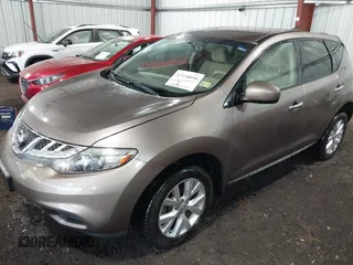 2014 Nissan Murano SV with VIN JN8AZ1MU9EW417350, listed as a IAAI auction lot 42138090 with 178,652 mi miles and . Bid and sale history available at carsss.com. Image 18.
