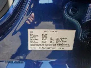 2023 Tesla Model Y Long Range z VIN 7SAYGDEE2PF908622, wystawiony jako Copart lot #47228145 z przebiegiem 10 639 mil mil oraz Szkoda całkowita • Salvage title. Historia ofert i sprzedaży dostępna na DreamBid. Obrazek 15.