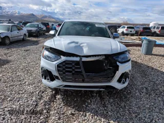 2021 Audi SQ5 Sportback Premium with VIN WA114AFY7M2081188, listed as a Copart auction lot 45051835 with 26,879 mi miles and Salvage Title. Bid and sale history available at DreamBid. Image 5.