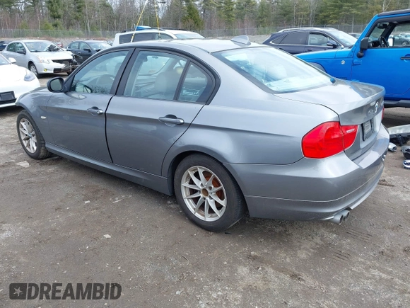 2010 BMW 3 Series 328i xDrive with VIN WBAPK5C57AA653317, listed as a IAAI auction lot 41997460 with 173,192 mi miles and . Bid and sale history available at DreamBid. Image 3.