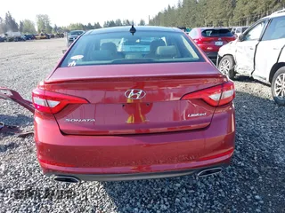 2015 Hyundai Sonata Limited with VIN 5NPE34AF7FH060103, listed as a IAAI auction lot 42096524 with 119,497 mi miles and . Bid and sale history available at carsss.com. Image 17.