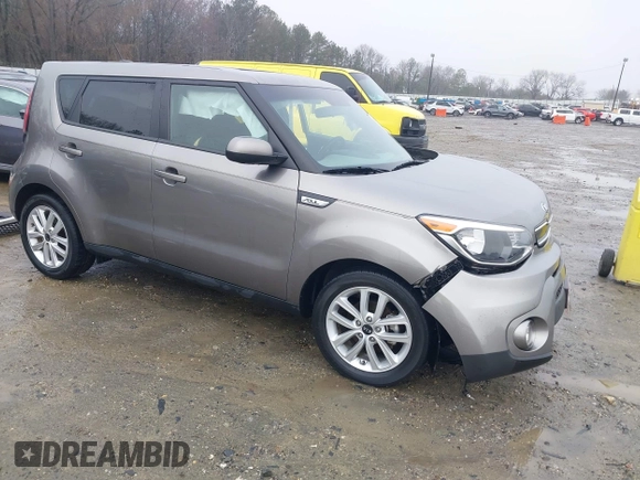 2018 Kia Soul + with VIN KNDJP3A50J7575221, listed as a IAAI auction lot 41576272 with 72,403 mi miles. Bid and sale history available at carsss.com. Image 1.