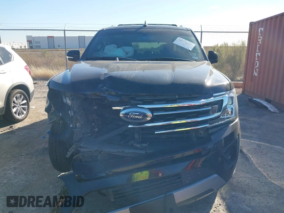 2019 Ford Expedition XLT with VIN 1FMJU1HT3KEA73359, listed as a IAAI auction lot 40979883 with 75,295 mi miles. Bid and sale history available at carsss.com. Image 12.