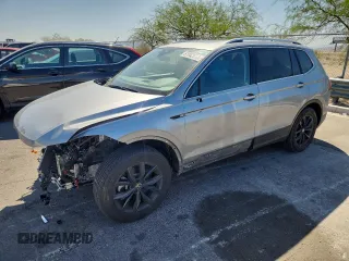 2022 Volkswagen Tiguan SE with VIN 3VV3B7AX1NM032375, listed as a Copart auction lot 61042655 with 51,810 mi miles and Salvage title. Bid and sale history available at DreamBid. Image 1.