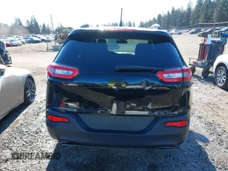 2018 Jeep Cherokee Latitude with VIN 1C4PJLCX9JD612018, listed as a IAAI auction lot 41526139 with 68,748 mi miles and . Bid and sale history available at DreamBid. Image 17.