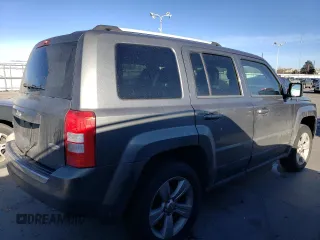 2011 Jeep Patriot Latitude X with VIN 1J4NF4GB9BD227471, listed as a Copart auction lot 44368635 with 148,505 mi miles and Salvage Title. Bid and sale history available at DreamBid. Image 3.