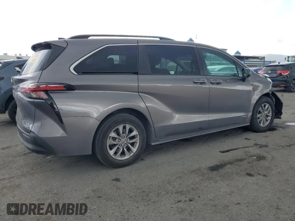 2021 Toyota Sienna LE with VIN 5TDBRKEC3MS004866, listed as a Copart auction lot 48239265 with 77,356 mi miles and Salvage Title. Bid and sale history available at carsss.com. Image 3.