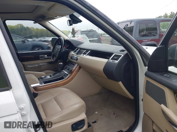 2011 Land Rover Range Rover Sport HSE with VIN SALSF2D45BA291634, listed as a IAAI auction lot 42191932 with 160,198 mi miles and . Bid and sale history available at DreamBid. Image 5.