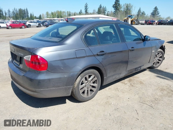 2007 BMW 3 Series 328i with VIN WBAVA33587PV65347, listed as a IAAI auction lot 42047770 with 1 mi miles. Bid and sale history available at carsss.com. Image 4.