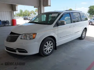 2016 Chrysler Town & Country Touring with VIN 2C4RC1BG5GR149731, listed as a IAAI auction lot 42127879 with 224,631 mi miles. Bid and sale history available at carsss.com. Image 18.