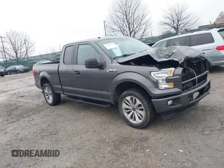 2017 Ford F-150 XL z VIN 1FTFX1EFXHKE03394, wystawiony jako IAAI lot #41471000 z przebiegiem 217 333 mil mil oraz . Historia ofert i sprzedaży dostępna na DreamBid. Obrazek 1.