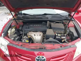 2007 Toyota Camry CE z VIN 4T1BE46K07U143605, wystawiony jako IAAI lot #42309258 z przebiegiem 142 489 mil mil oraz . Historia ofert i sprzedaży dostępna na DreamBid. Obrazek 10.