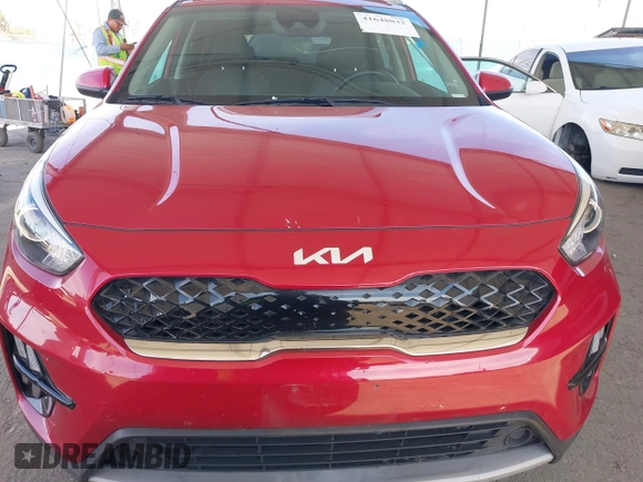 2022 Kia Niro LX with VIN KNDCB3LCXN5540593, listed as a IAAI auction lot 41648032 with 65,747 mi miles. Bid and sale history available at carsss.com. Image 12.