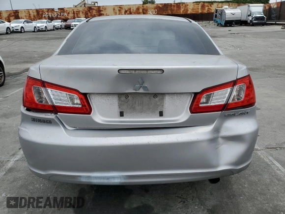 2012 Mitsubishi Galant FE z VIN 4A32B2FF7CE022785, wystawiony jako Copart lot #55182125 z przebiegiem 132 031 mil mil oraz Czysty tytuł • Clean title. Historia ofert i sprzedaży dostępna na DreamBid. Obrazek 6.