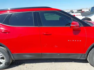 2022 Chevrolet Blazer LT с VIN 3GNKBCR42NS157028, выставлен на аукционе IAAI как лот 41807242 с пробегом 45 706 миль миль и . История ставок и продаж доступна на DreamBid. Изображение 13.