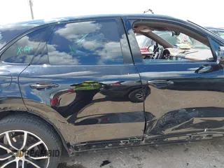 2019 Porsche Cayenne z VIN WP1AA2AY3KDA03664, wystawiony jako IAAI lot #42210870 z przebiegiem 66 296 mil mil oraz . Historia ofert i sprzedaży dostępna na DreamBid. Obrazek 13.