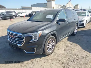 2023 GMC Terrain SLT z VIN 3GKALPEG8PL245947, wystawiony jako IAAI lot #41972858 z przebiegiem Nie podano mil oraz . Historia ofert i sprzedaży dostępna na DreamBid. Obrazek 2.