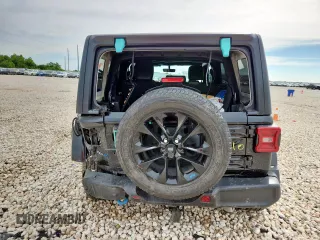 2022 Jeep Wrangler Unlimited Sahara with VIN 1C4JJXP61NW170425, listed as a Copart auction lot 60683715 with 51,847 mi miles and Salvage title. Bid and sale history available at DreamBid. Image 6.