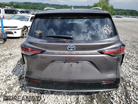 2021 Toyota Sienna Limited z VIN 5TDZRKEC6MS039819, wystawiony jako Copart lot #56318785 z przebiegiem Nie podano mil oraz Szkoda całkowita • Salvage title. Historia ofert i sprzedaży dostępna na DreamBid. Obrazek 6.