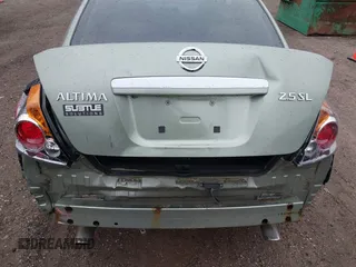 2008 Nissan Altima 2.5 SL with VIN 1N4AL21E38N420437, listed as a IAAI auction lot 42085754 with 80,912 mi miles. Bid and sale history available at carsss.com. Image 6.