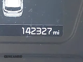 2019 Kia Sorento LX with VIN 5XYPG4A34KG579484, listed as a IAAI auction lot 40971250 with 142,327 mi miles. Bid and sale history available at carsss.com. Image 15.
