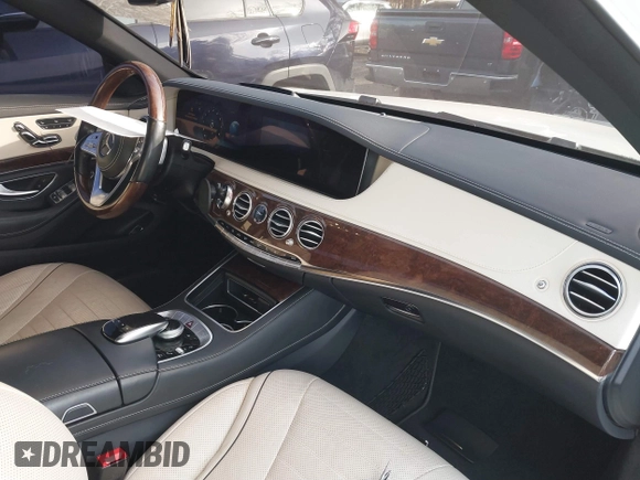 2018 Mercedes-Benz S 560 with VIN WDDUG8DB1JA418379, listed as a IAAI auction lot 41604377 with 71,993 mi miles and . Bid and sale history available at carsss.com. Image 5.