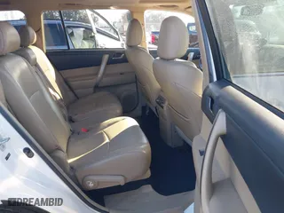 2013 Toyota Highlander with VIN 5TDZK3EH4DS110912, listed as a IAAI auction lot 41369190 with 183,753 mi miles. Bid and sale history available at carsss.com. Image 8.
