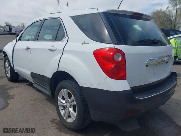 2014 Chevrolet Equinox LS with VIN 2GNFLEEK6E6269814, listed as a IAAI auction lot 41993782 with 221,957 mi miles. Bid and sale history available at carsss.com. Image 3.